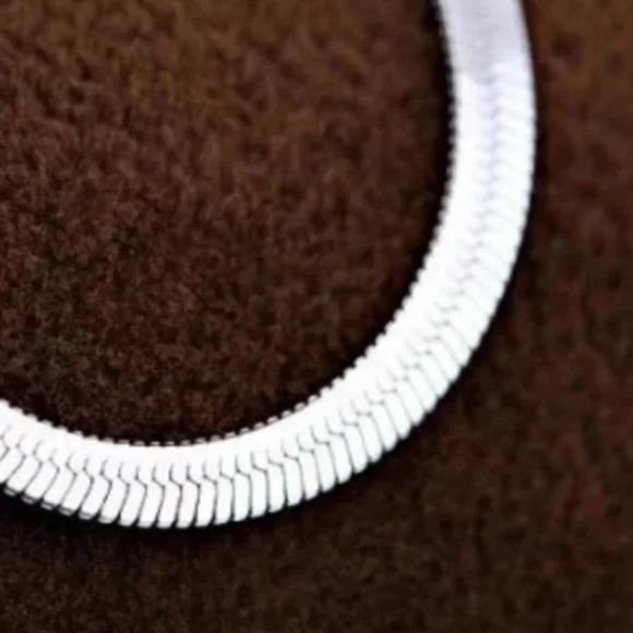 NEW “20” 925 STERLING SILVER SNAKE FLATE NECKLACE - Picture 5 of 7